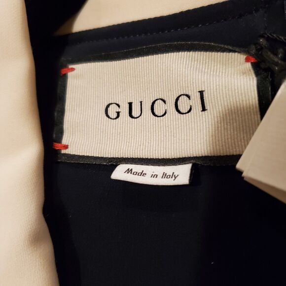 NWT. $3500 GUCCI Printed Dress Size IT40. Dark blue red - Picture 7 of 16
